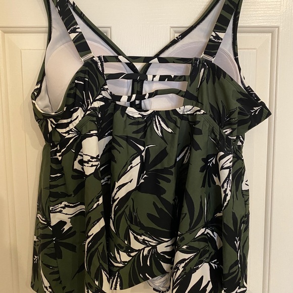 swimsuit top from target plus size - Picture 2 of 2